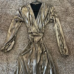 beautiful gold jumpsuit talla M